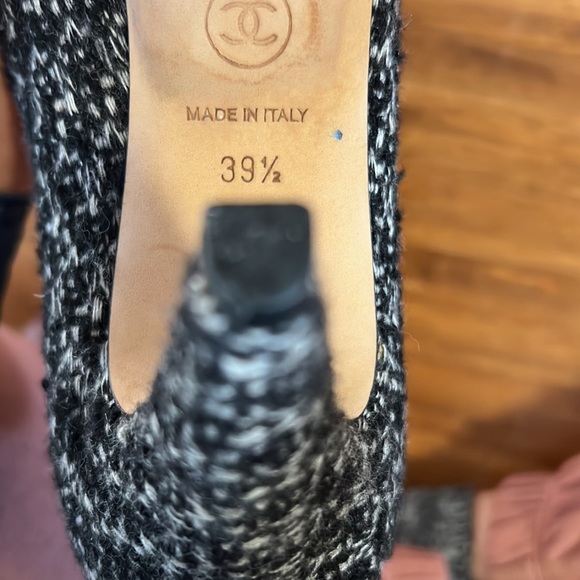 Authentic Chanel Camilla Tweed Pump Heels - Picture 11 of 11